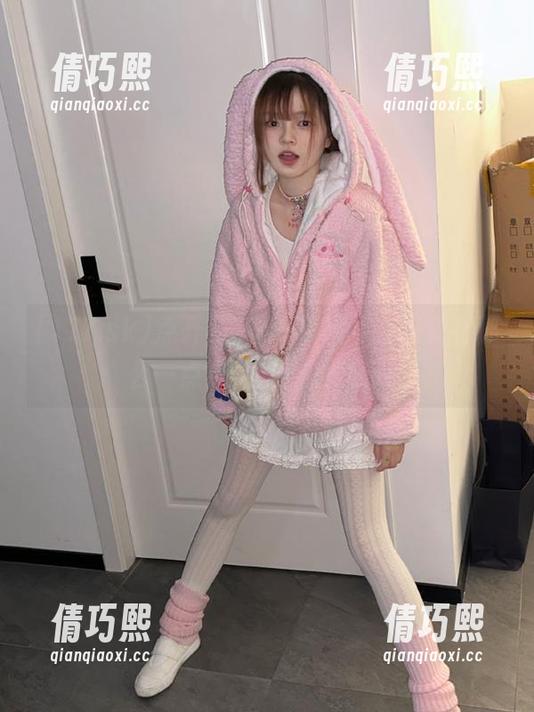 177.sk 点开177.sk苹果版,感觉有那么一点点儿暧昧的气息!