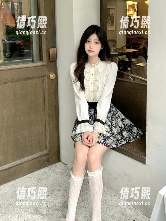 17c吃瓜黑料线路升级：你觉得你追的快？那我这边已经无限回放了。