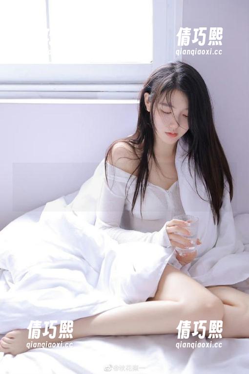 51.cg 看“51.cg”里的“永久”瓜,恍若置身于八卦滑稽的乐园