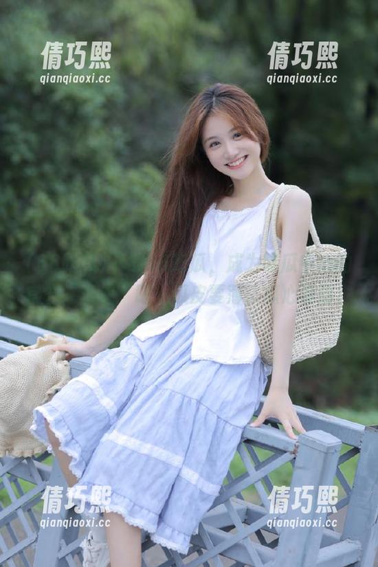 66吃瓜 下载66吃瓜,成为吃瓜中心的官方“瓜农”吧,瓜皮要薄,瓜心要甜!