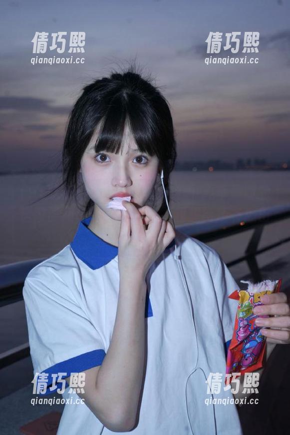 91吃瓜中心 我在91吃瓜中心苹果版的这段时间,哈哈,真的,我想给所有瓜田里的瓜打电话。