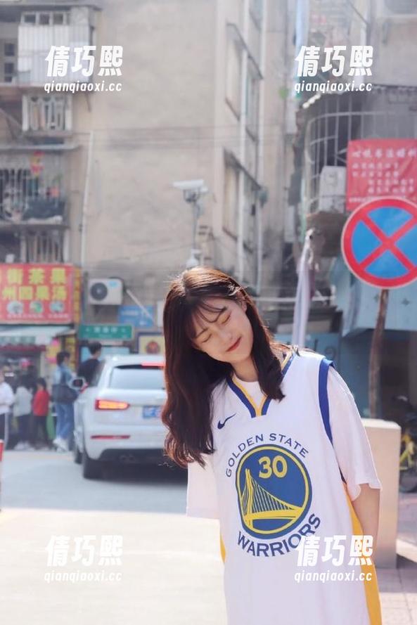 zztt 在zztt11首页看了个帖子,居然让我想到小时候的那棵泡桐树,有点呆。