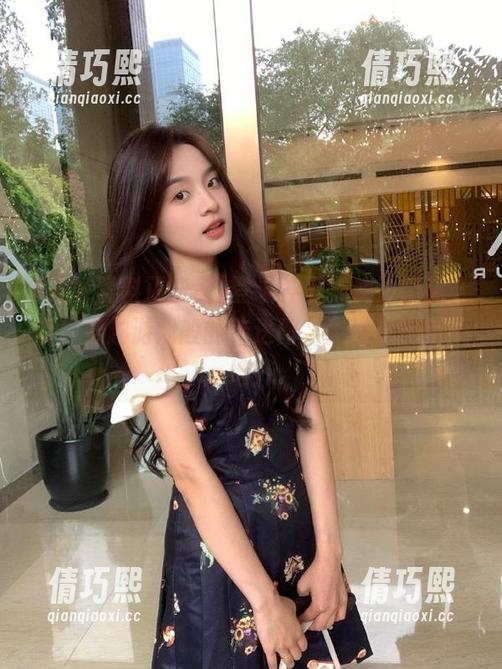 冲哥黑料正能量 登录冲哥黑料正能量,带你穿越游戏般的传送门,走进吃瓜新天地!