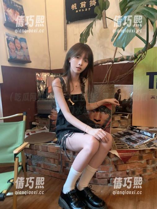 吃瓜网 吃瓜网今日在线,窝里挖出的瓜小心口水流下来