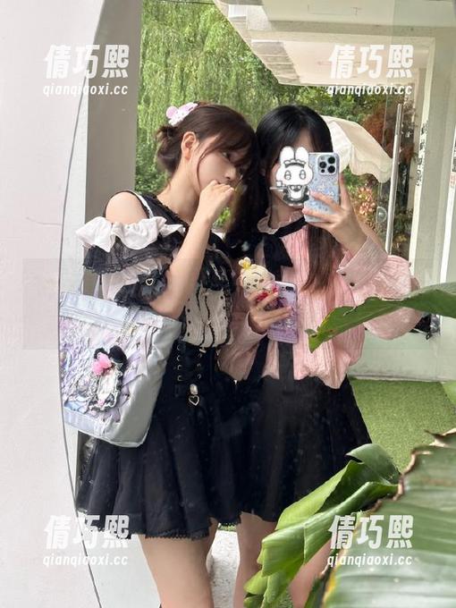 国产黑料 咦?国产黑料app又来点猛料,今天的瓜是不是更酸了点?