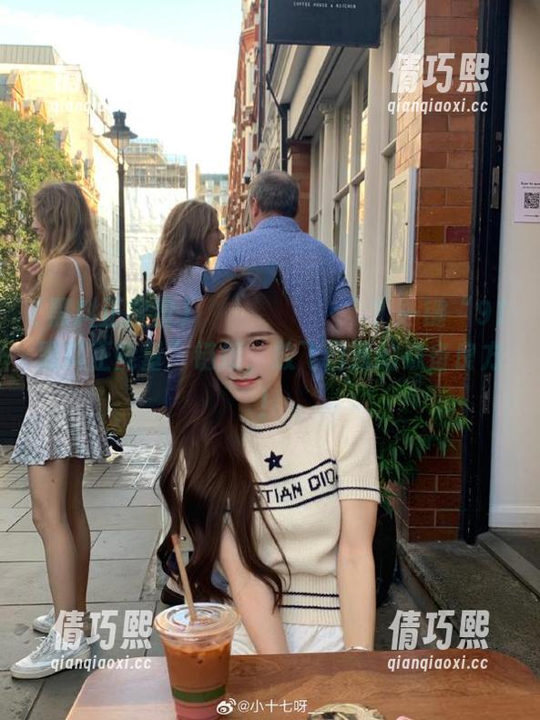 𝙌𝙪𝙖𝙧𝙚𝙡𝙚𝙖𝙭？一键“91黑料正能量”链接，放飞自我的必备良方！